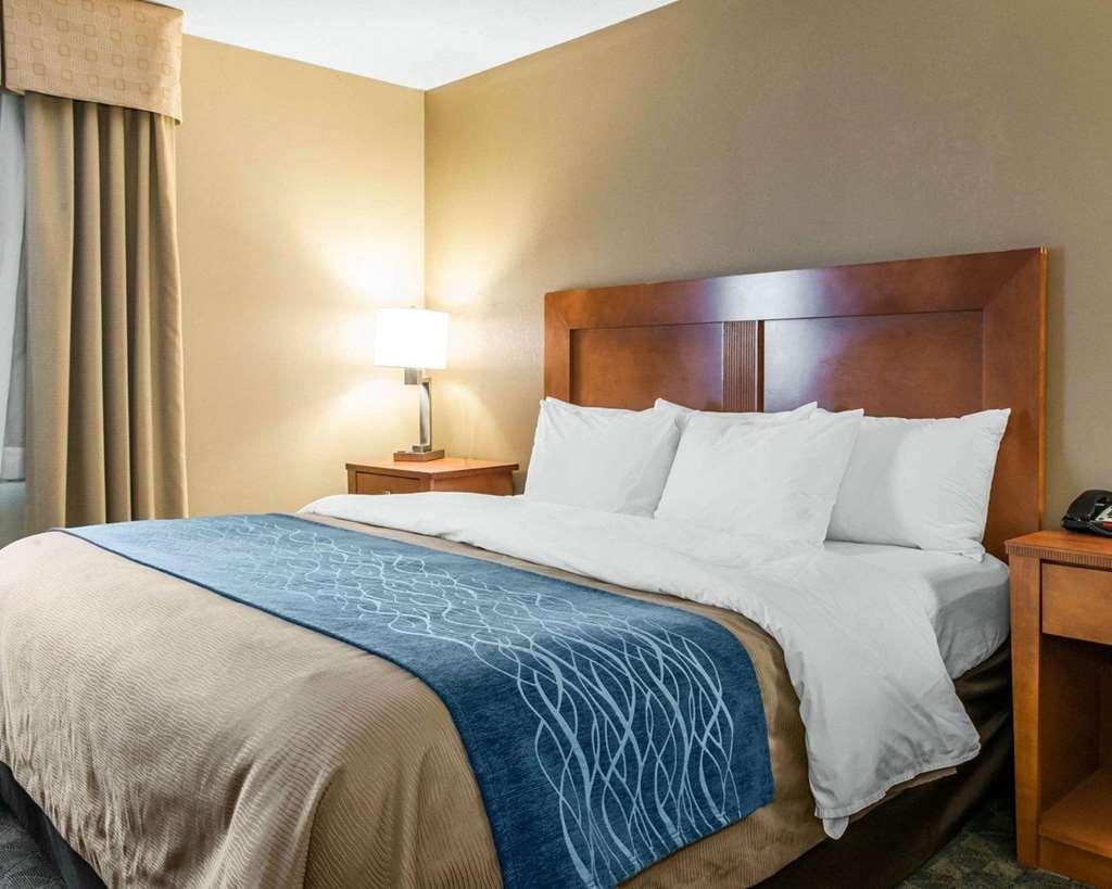 Comfort Inn & Suites Napoleon Værelse billede