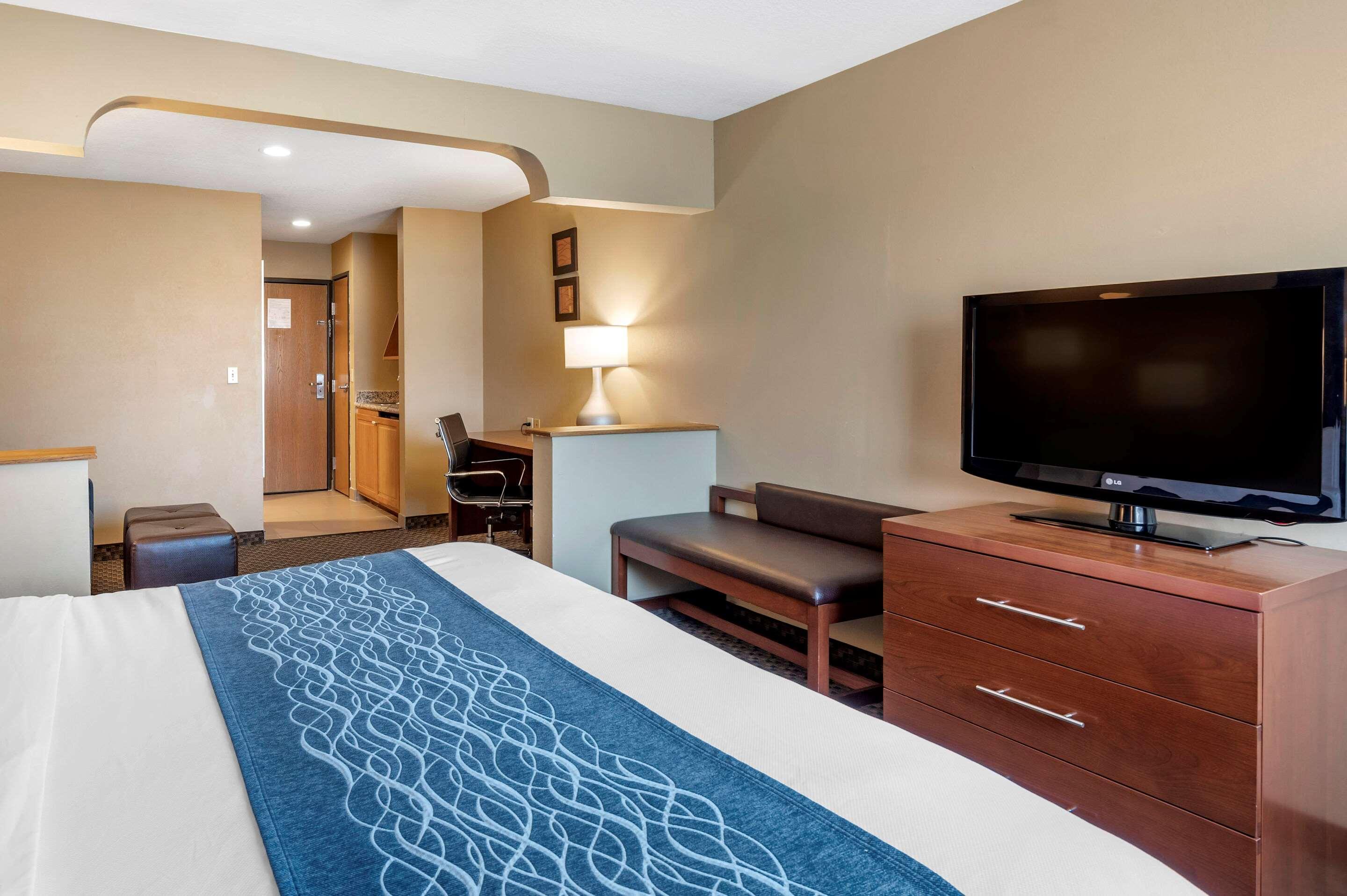 Comfort Inn & Suites Napoleon Eksteriør billede